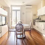 Apartment Lusso E Charme!
